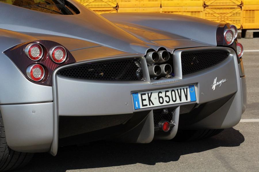  Pagani Huayra 2013 года  (фото 35 из 56)
